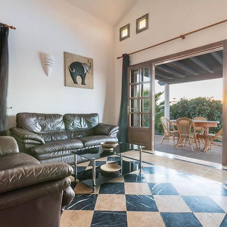 Villa Tania Плая Бланка Екстериор снимка